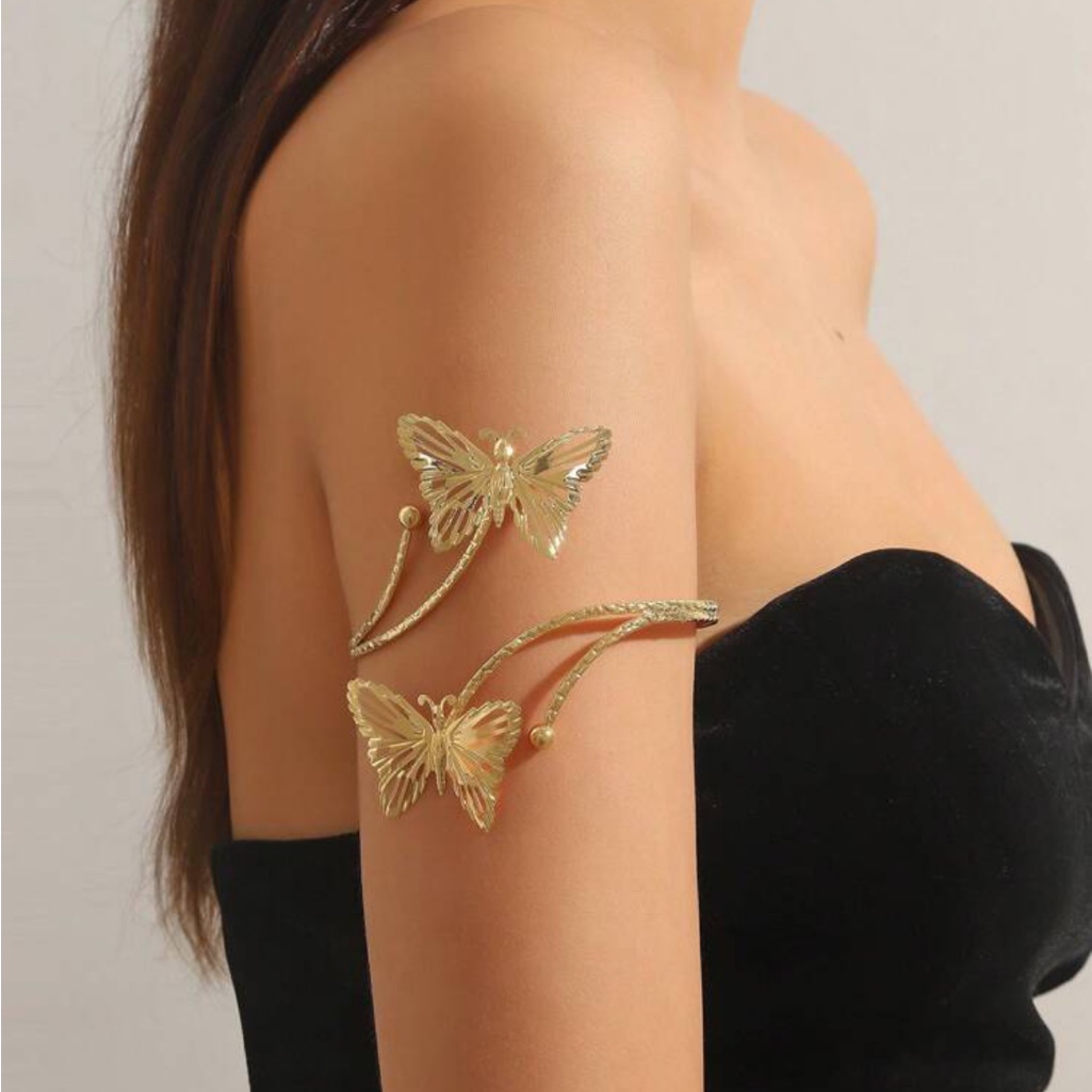 1pc Fashionable & Personality Glossy Decorated Metallic Armlet